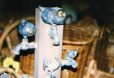 �ЂƂA�~������