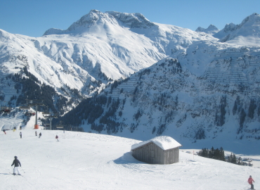 �k������