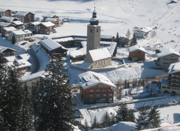 �k������