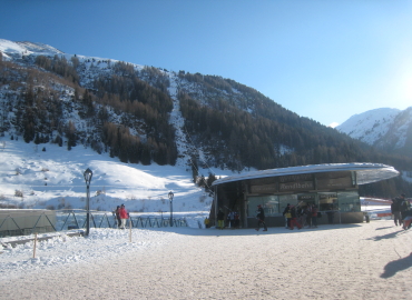 �����h��