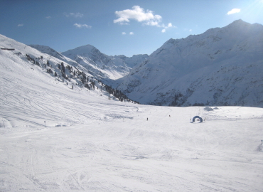 �k������