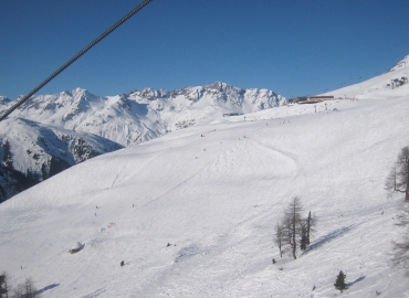 �k������