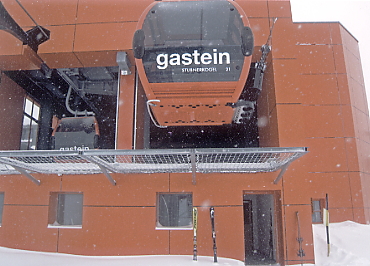 �o�h�K�X�^�C��