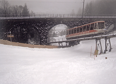 �o�h�K�X�^�C��