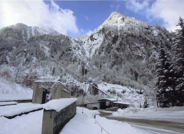 �J�v�����@�P�[�u���J�[�@�΍�