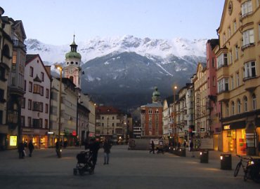 �C���X�u���b�N