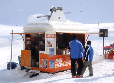 �X�e���[�o�C