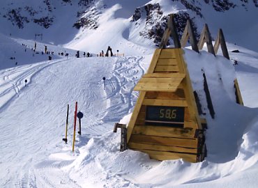 �X�e���[�o�C