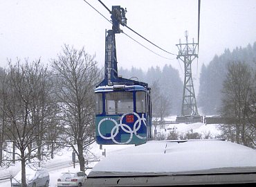 �C���X�u���b�N