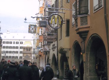 �C���X�u���b�N