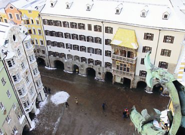 �C���X�u���b�N