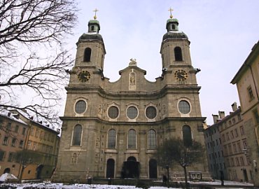 �C���X�u���b�N