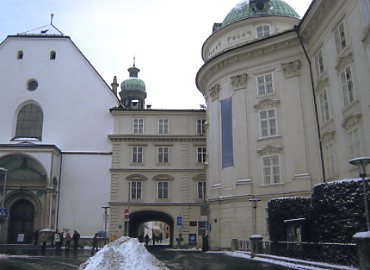 �C���X�u���b�N