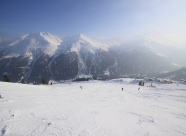 �U���N�g�A���g��