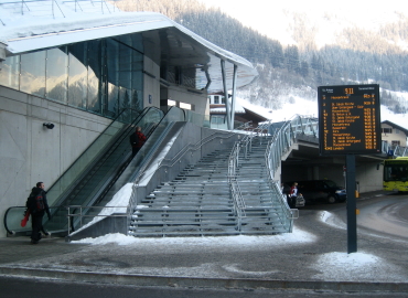 �U���N�g�A���g��