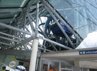 �U���N�g�A���g��