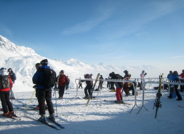 �U���N�g�A���g��