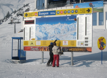 �T���A���g��