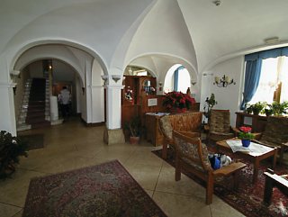 �g���G�X�e�@�z�e��