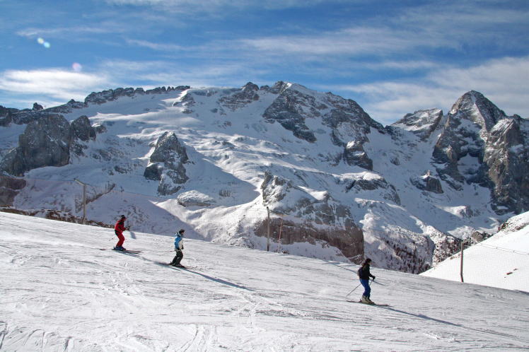 �}�������[�_