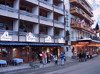 �z�e���A�C�K�[