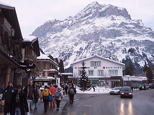 �O�����f�������g�F���{��ό��ē���