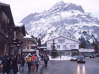 �O�����f�������g�F���{��ό��ē���