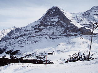 �N���C�l�V���C�f�b�N�F�A�C�K�[