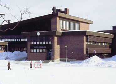 �L���i�@���w�Z