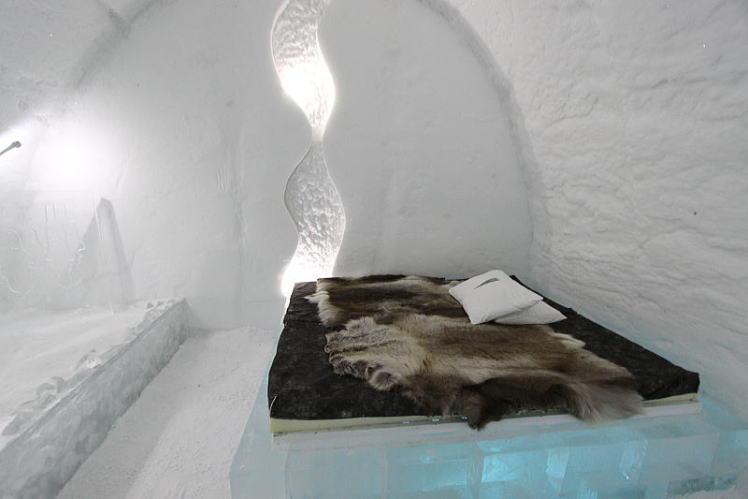 �A�C�X�z�e��