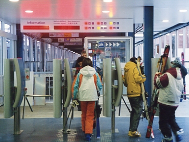 �S���i�O���[�g�S��