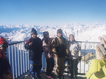 �N���C���}�b�^�[�z����