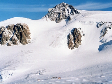 �N���C���}�b�^�[�z����