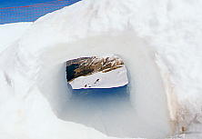 ���߂͂���