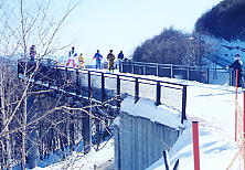 ������z����