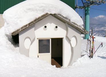 �Ⴞ��܃g�C��