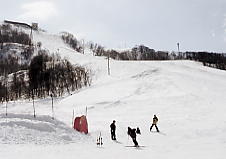 ���M�V��R