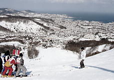 ���M�V��R