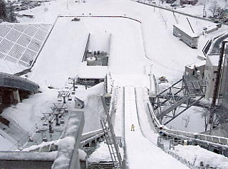 �W�����v��