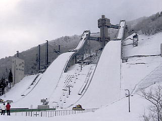 �W�����v��