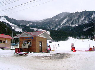 ���R�R�[�@�X�L�[��