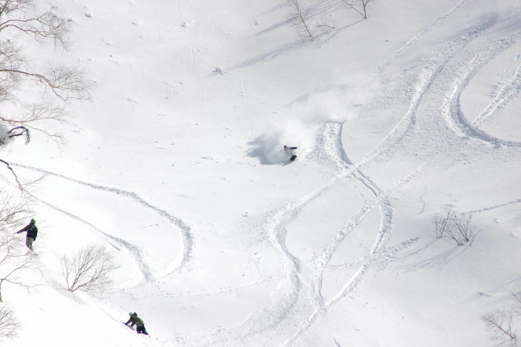 ���R���x