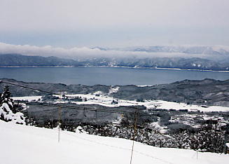 �X�m�[���[���h�^�U��