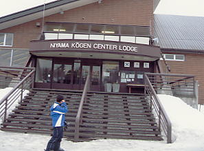 �j���}����