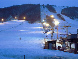 �j���}����