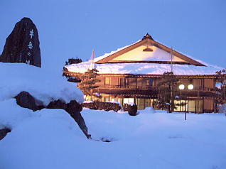 ���x����