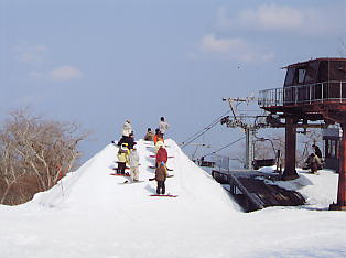 �������݂���