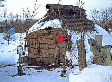 �m��������