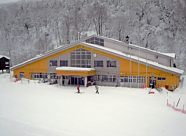 �s���V��