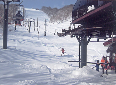 �������x